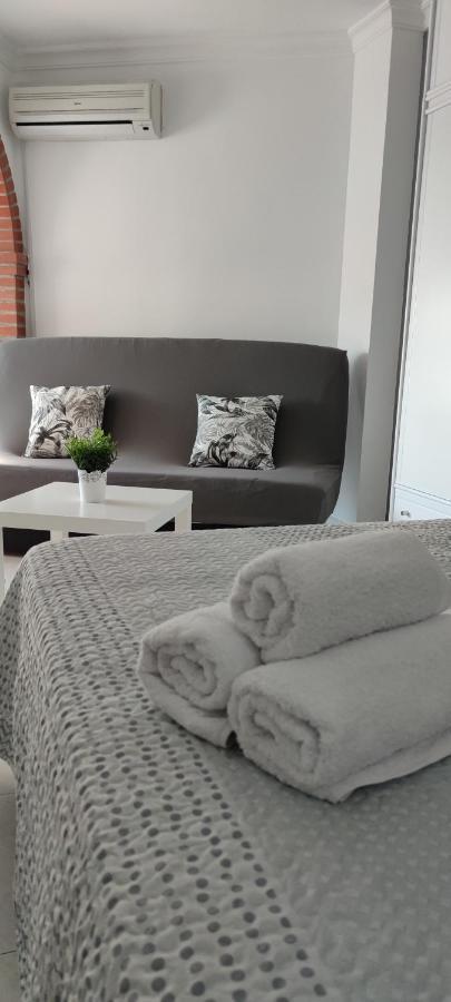 Estudio Torrox Playa- Vistas Al Mar Y Piscina Экстерьер фото